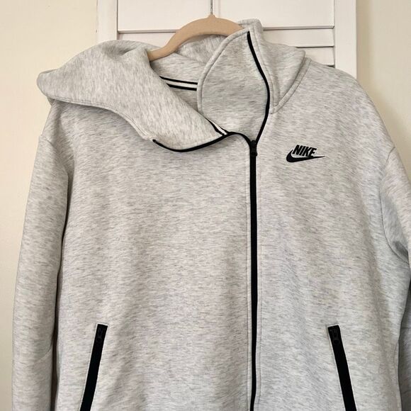 Nike Oversized Tech Fleece Full-Zip Hoodie Light Gray Women’s Medium, Perfect! - Picture 5 of 8